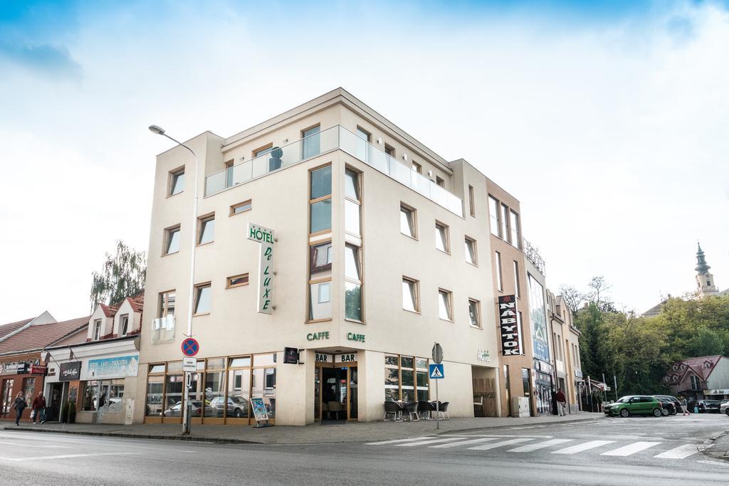 Hotel Deluxe With Free Wellness And Fitness Centrum Nitra Exteriör bild