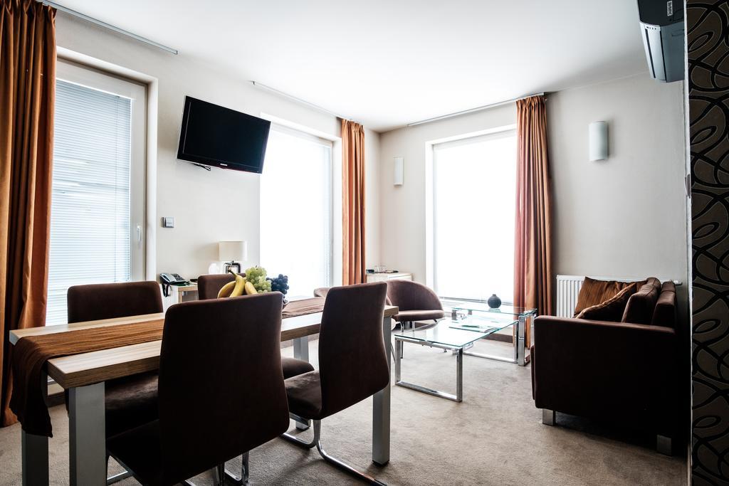 Hotel Deluxe With Free Wellness And Fitness Centrum Nitra Exteriör bild