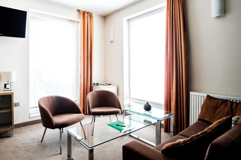 Hotel Deluxe With Free Wellness And Fitness Centrum Nitra Exteriör bild